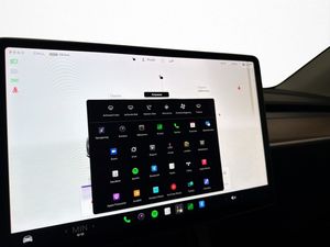 Tesla Model Y bild 21