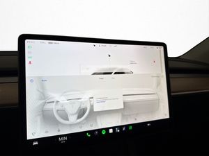 Tesla Model Y bild 22