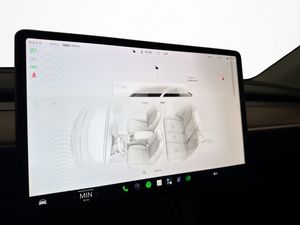 Tesla Model Y bild 23