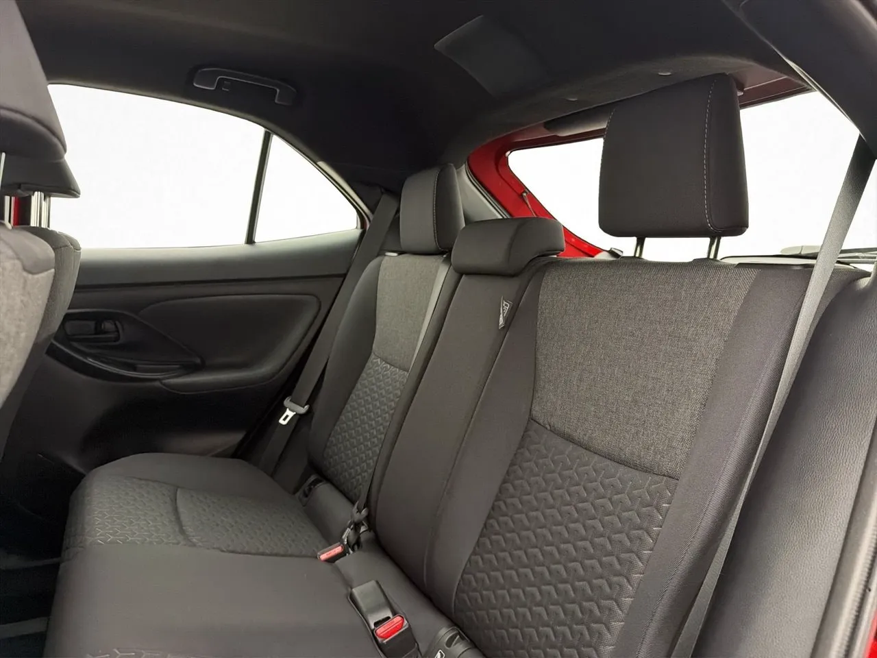 Vehicle image 28