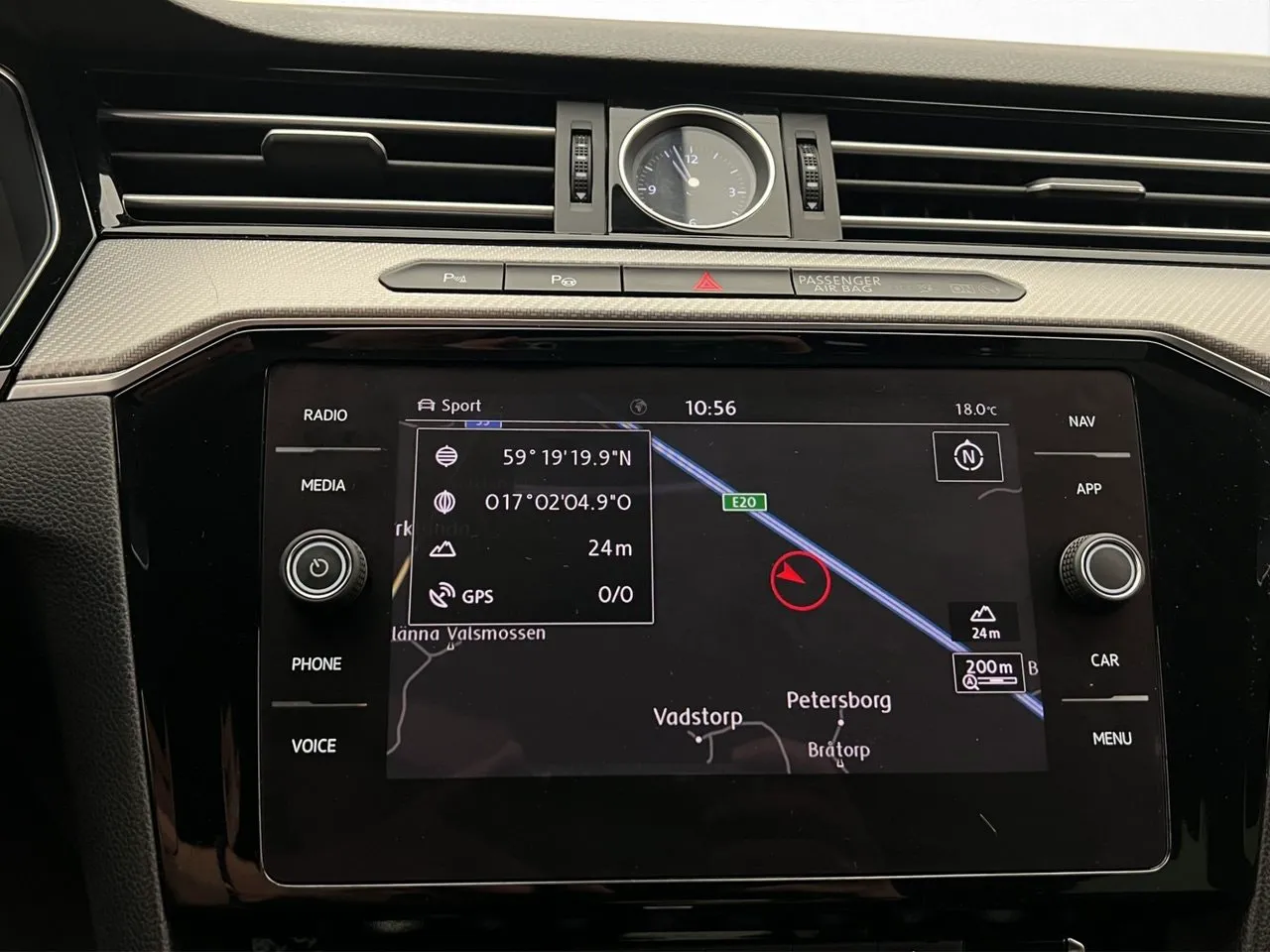 Vehicle image 20