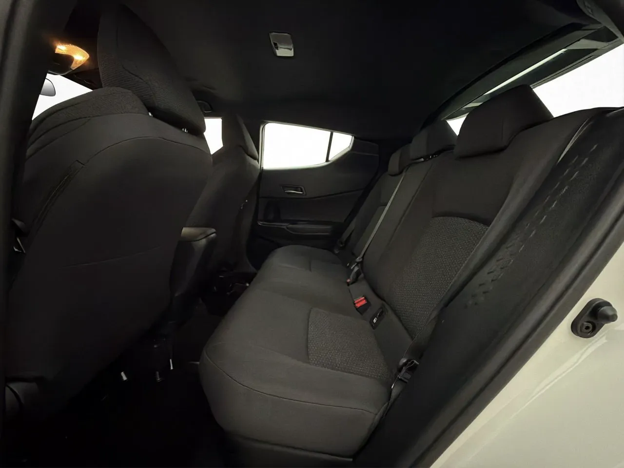 Vehicle image 25