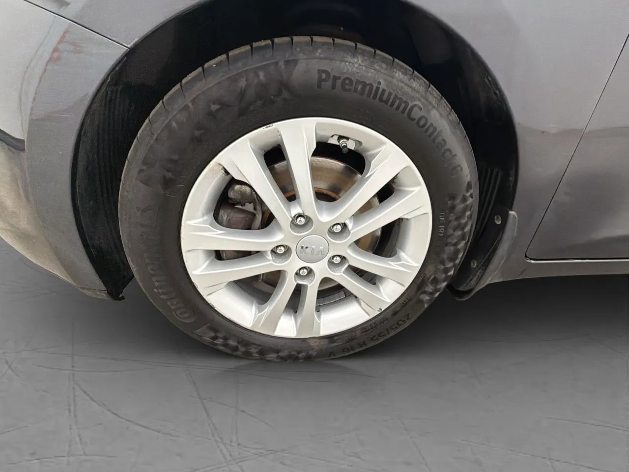 Vehicle image 31