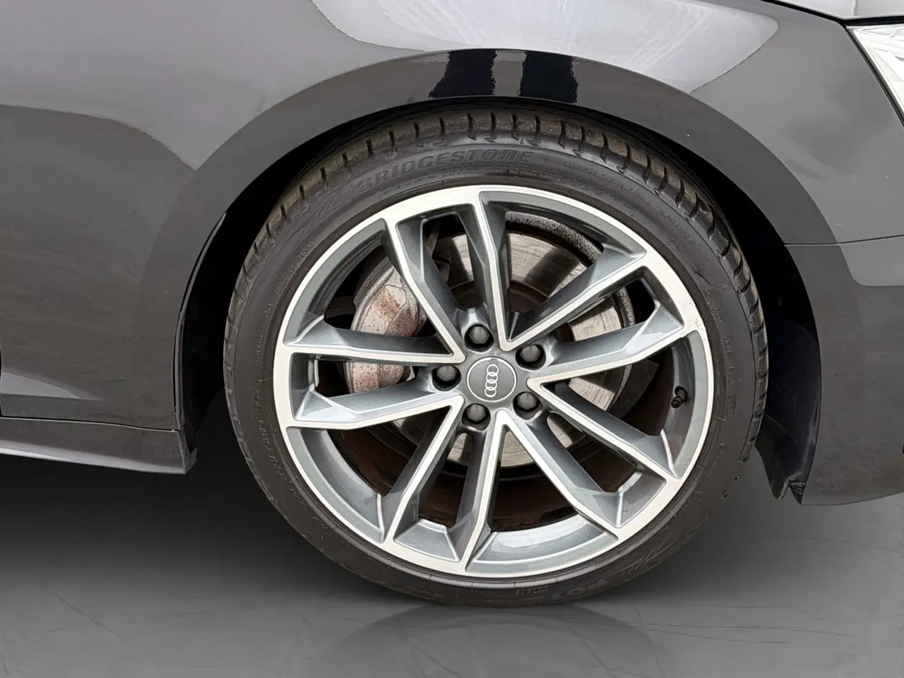 Vehicle image 31