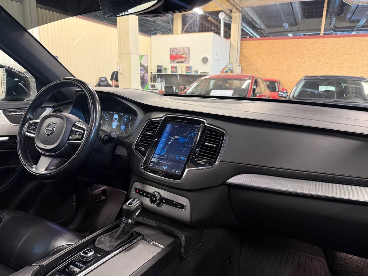 Vehicle image 21