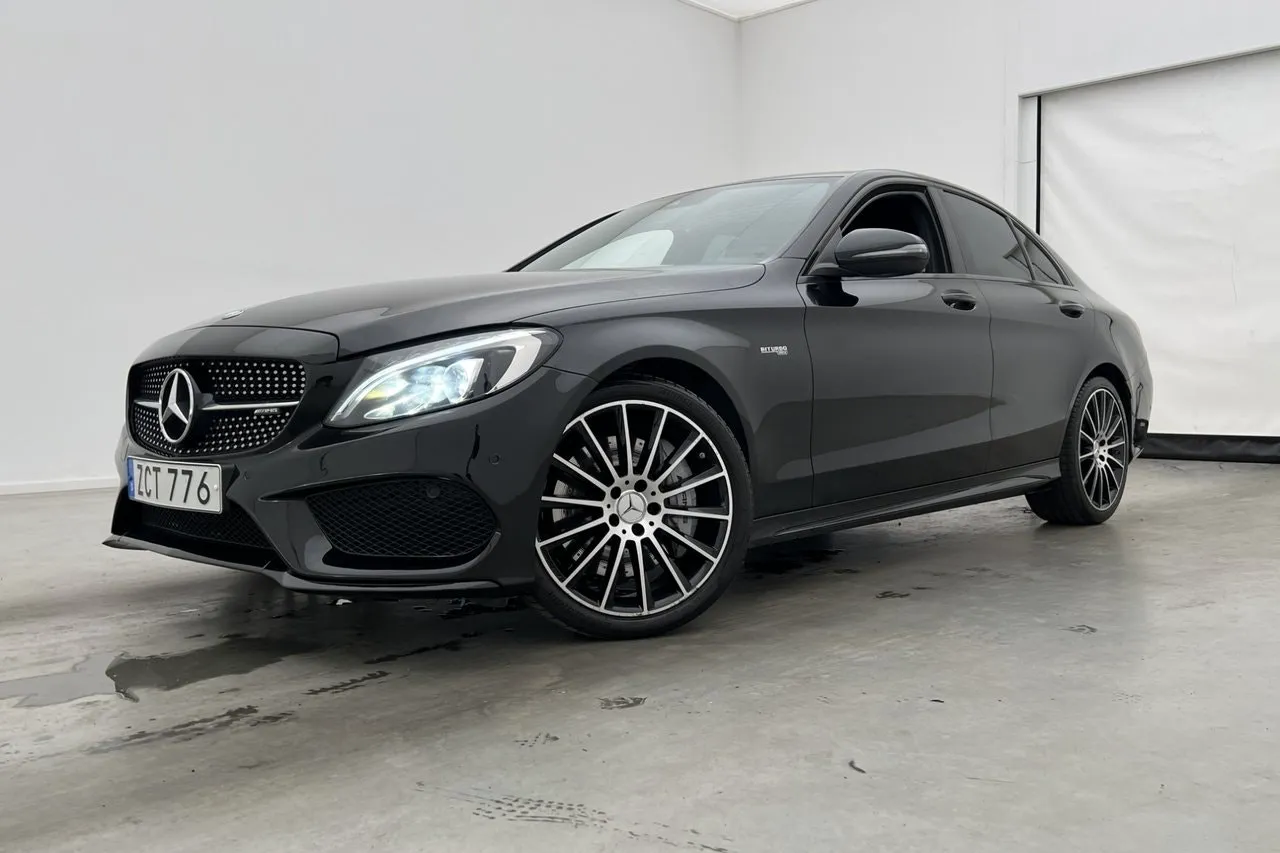 Vehicle image 35
