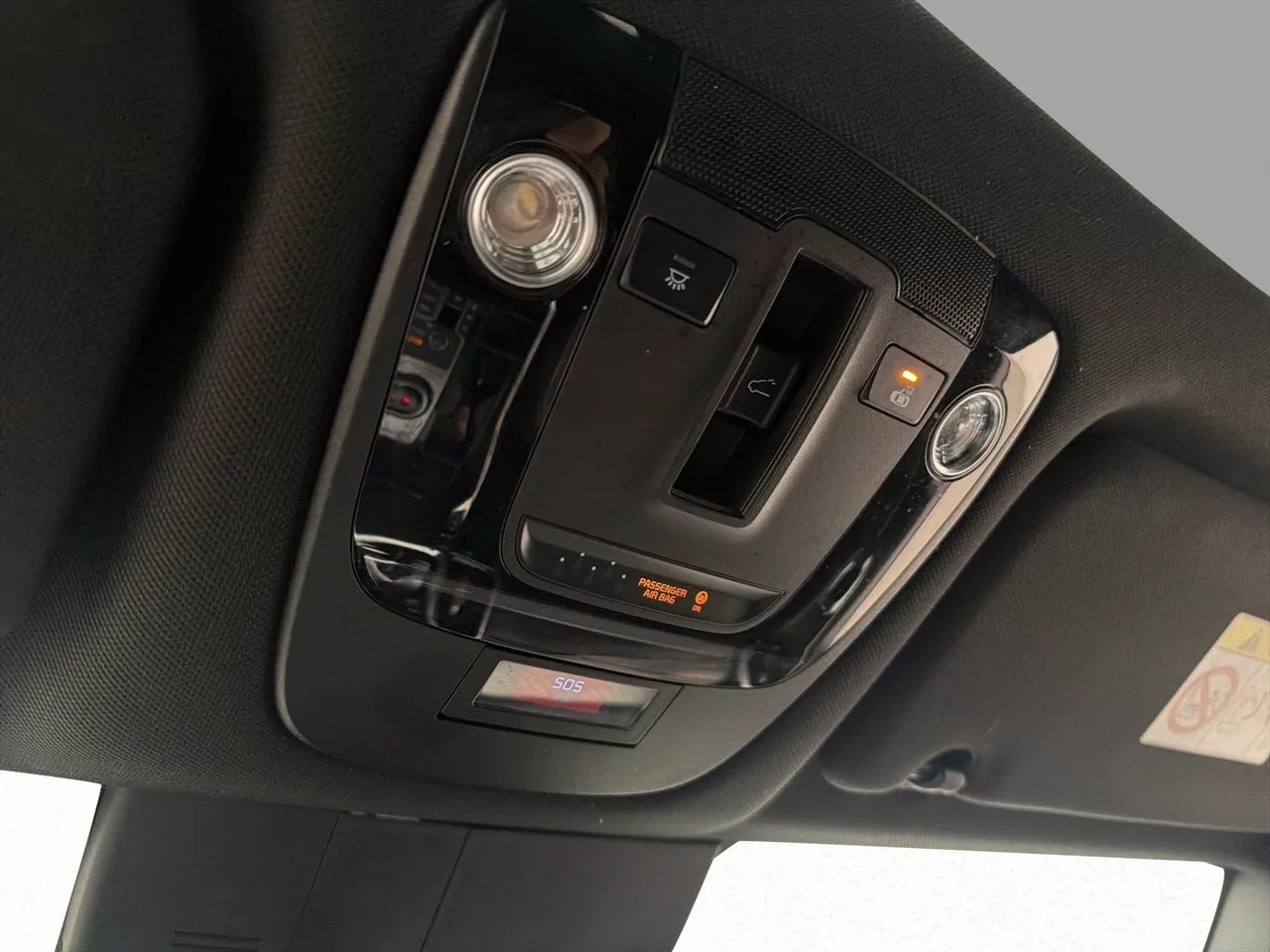 Vehicle image 37
