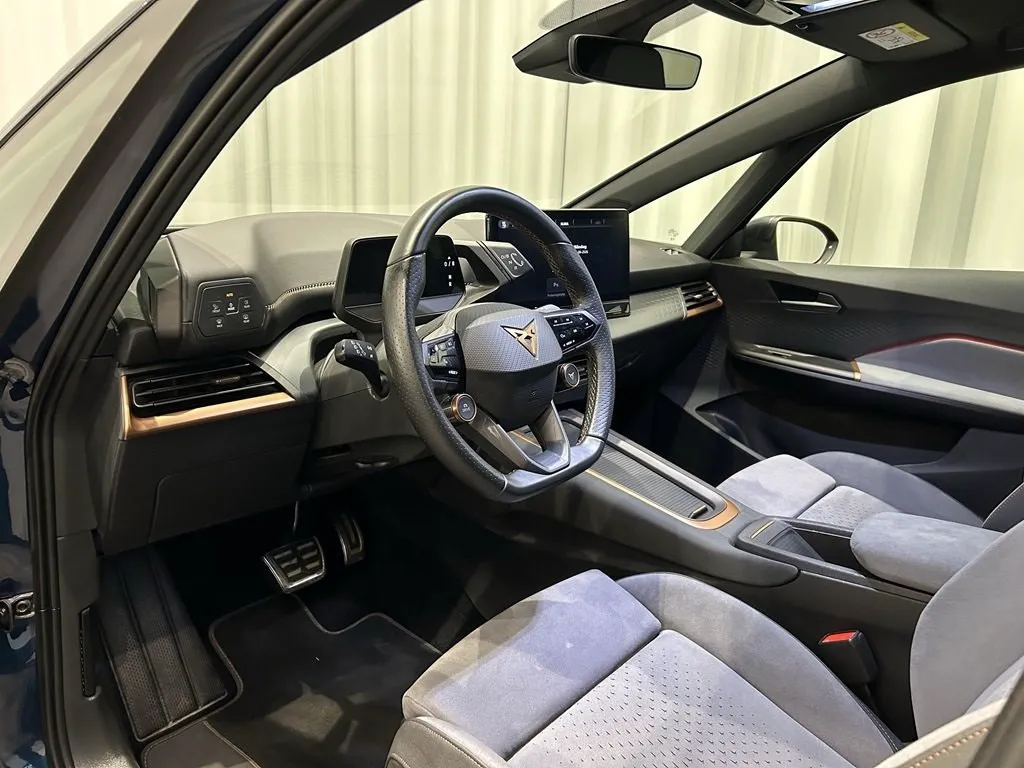 CUPRA Born e-boost 77, 231ps, 2023