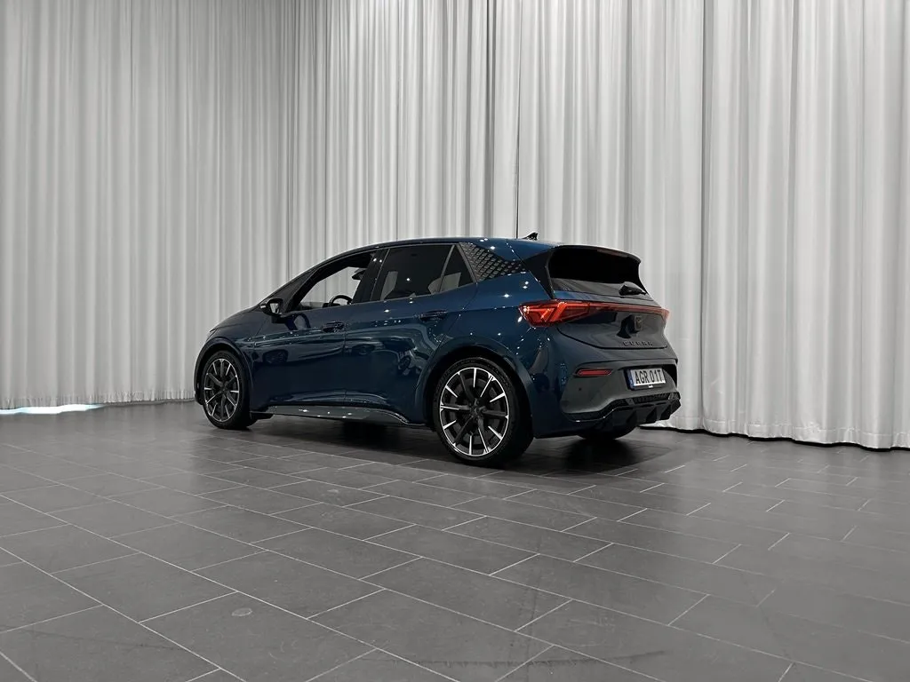 CUPRA Born e-boost 77, 231ps, 2023