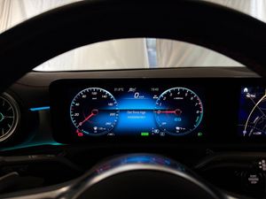 Mercedes CLA250 bild 21