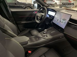 Lynk & Co 01 bild 16