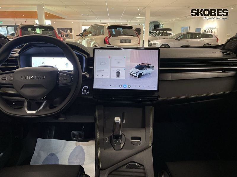 Lynk & Co 01 bild 11