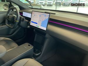 Lynk & Co 02 bild 17