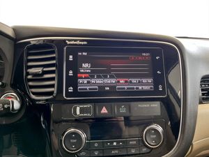 Mitsubishi Outlander bild 8