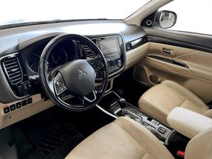 Mitsubishi Outlander bild 5