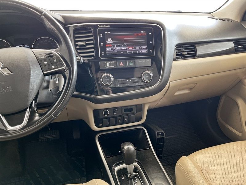 Mitsubishi Outlander bild 9