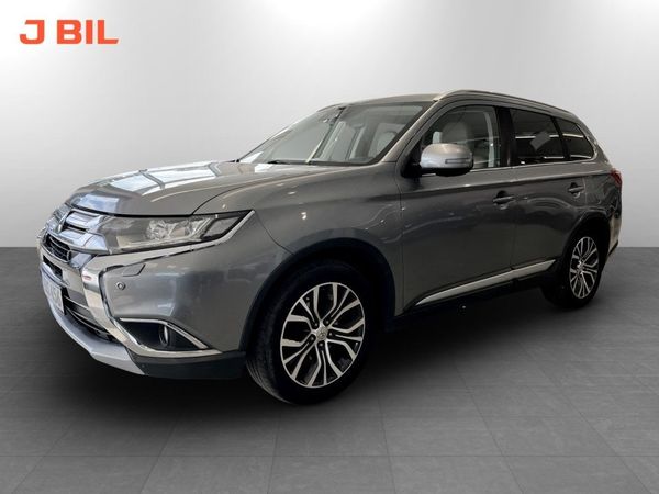 Mitsubishi Outlander Business 2.2 Di-D 150hk Aut 4WD 7-SITS ELSTOL - 2018