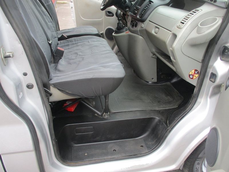 Nissan Primastar bild 10