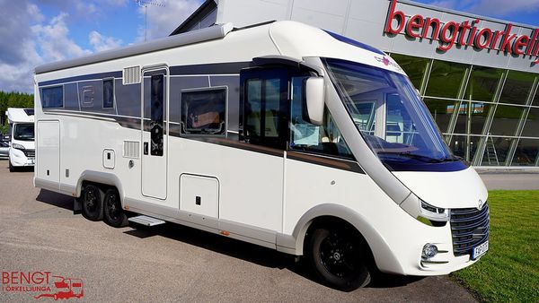 Carthago Chic E-line I 61 XL LE Mercedes | Hydrauliska stödben - 2023