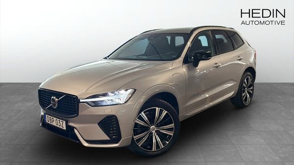 Volvo XC60 Recharge T8 AWD Värmare H/K Panorama B-kam - 2022