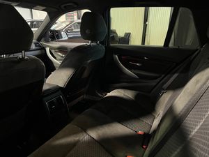 BMW 320 bild 11