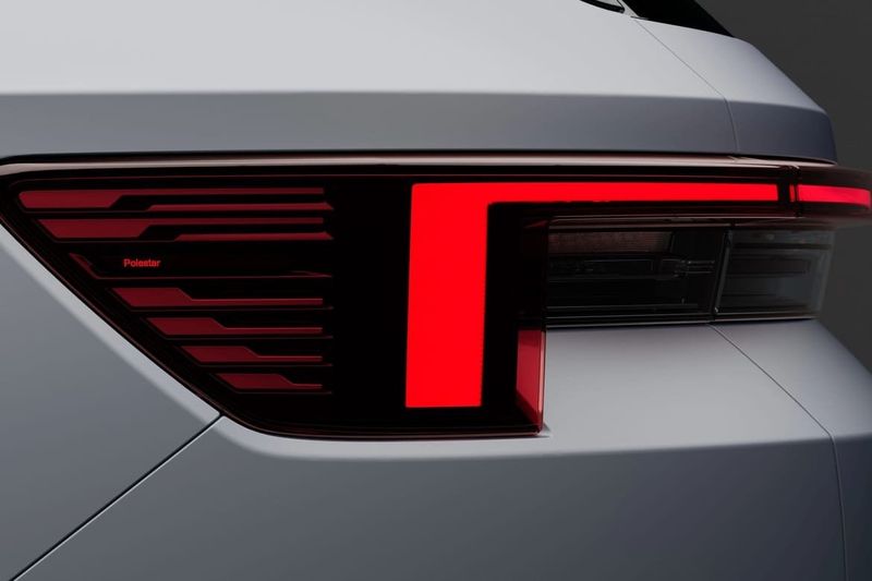Polestar 4 bild 8