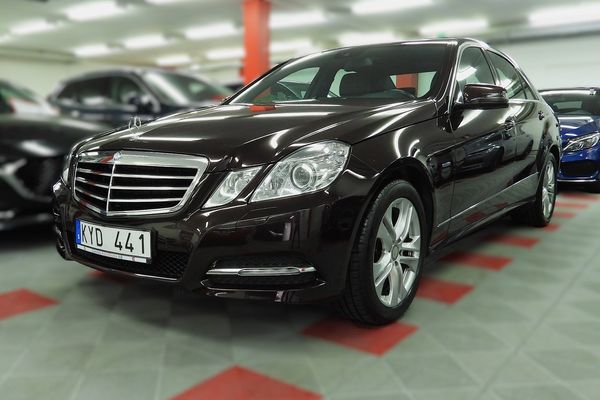 Mercedes E250 BlueEFFICIENCY 5G-Tronic Skinnklädsel Avantgarde - 2011