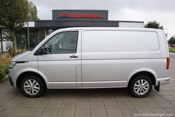Volkswagen Transporter 2.0 TDI T30 150hk Aut 3sit Drag 1 Ägare Inredning Backk - 2022