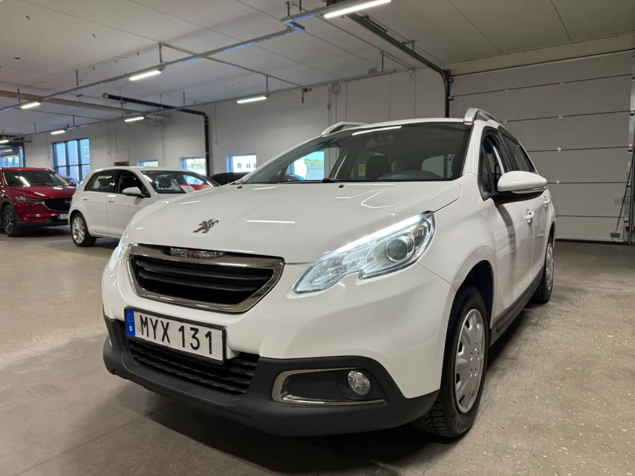 Vehicle image 7