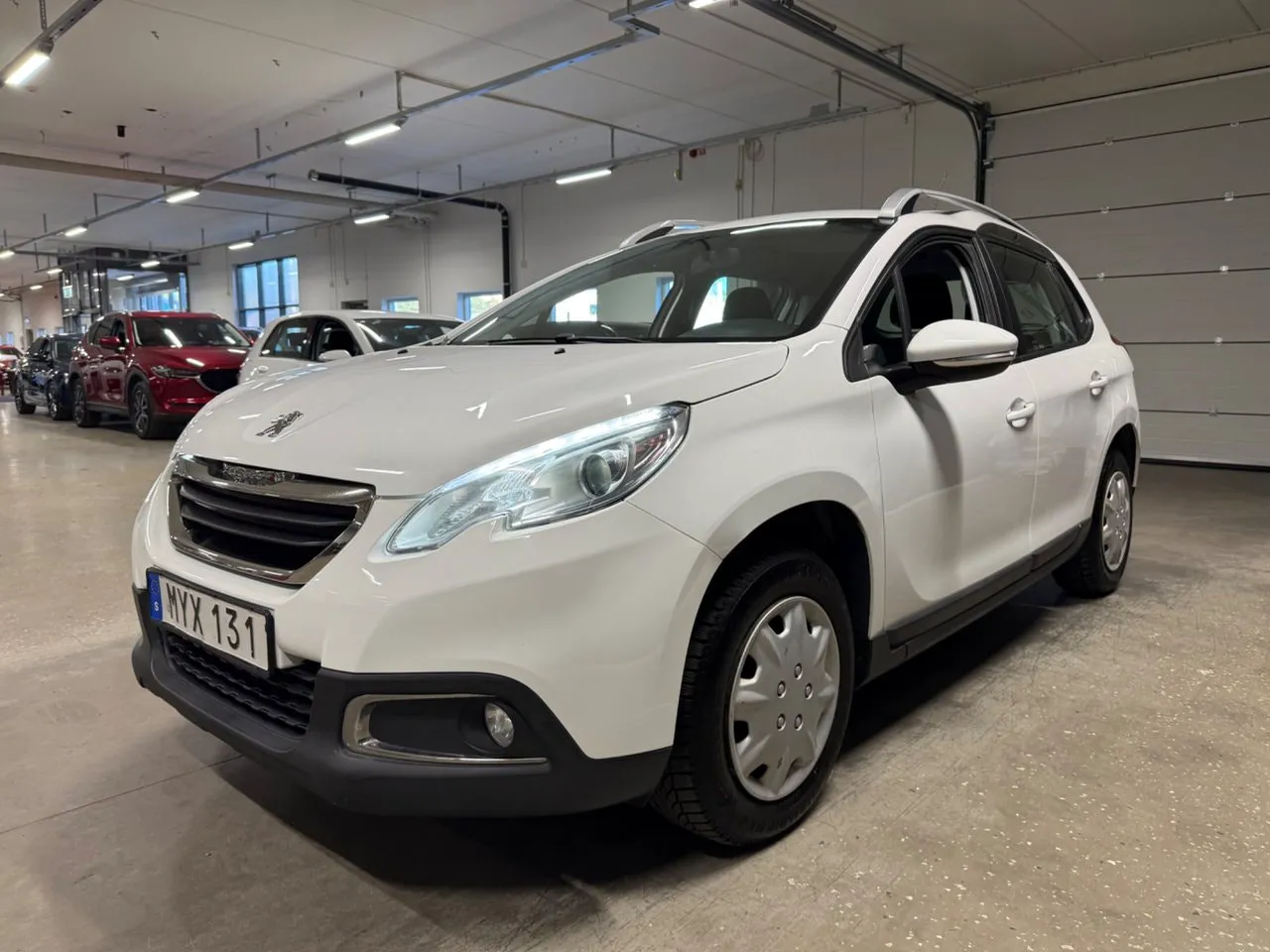 Vehicle image 6