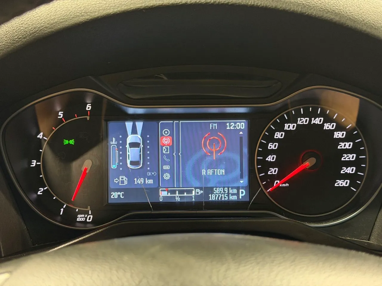 Vehicle image 13