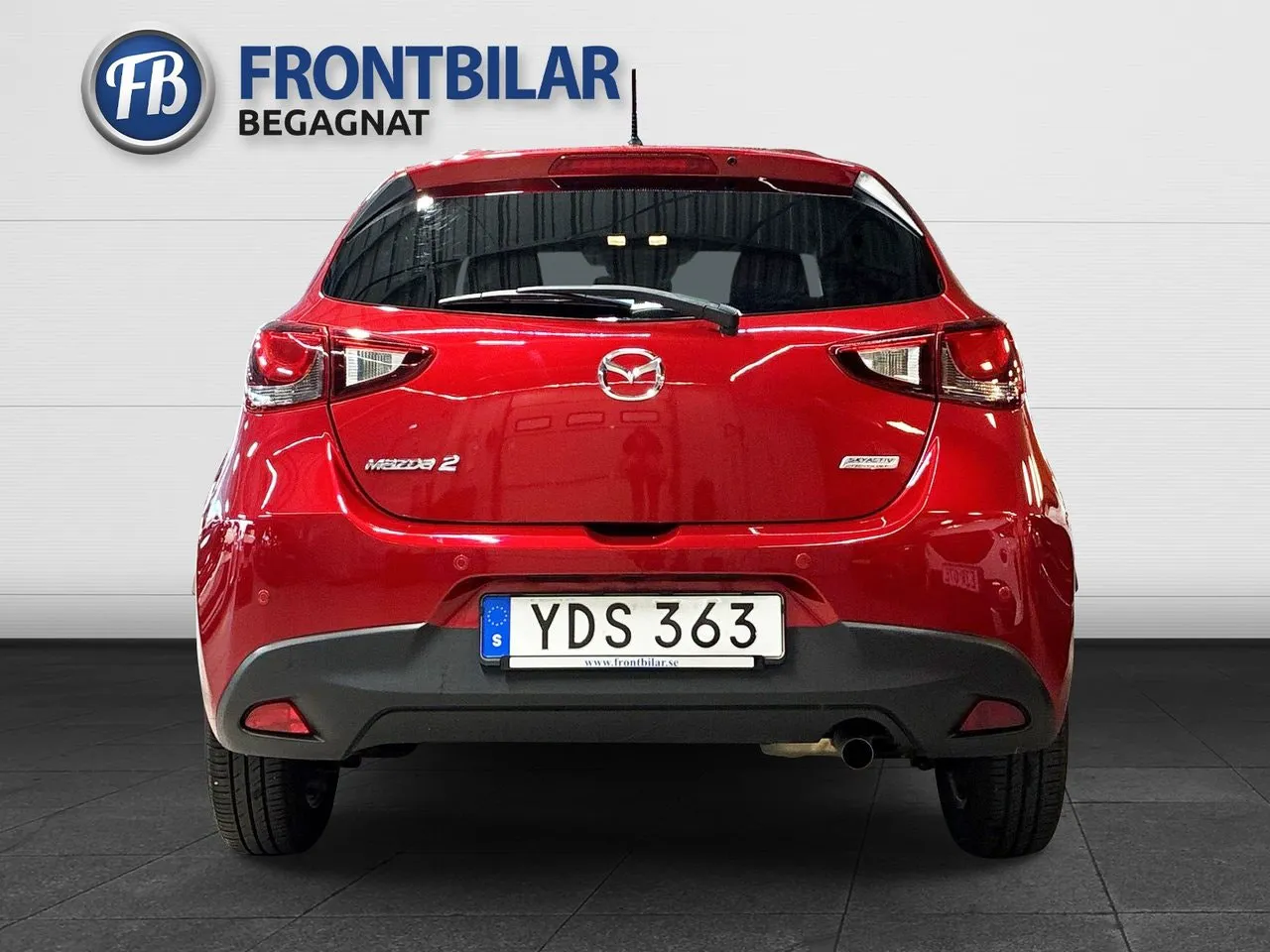 Vehicle image 5