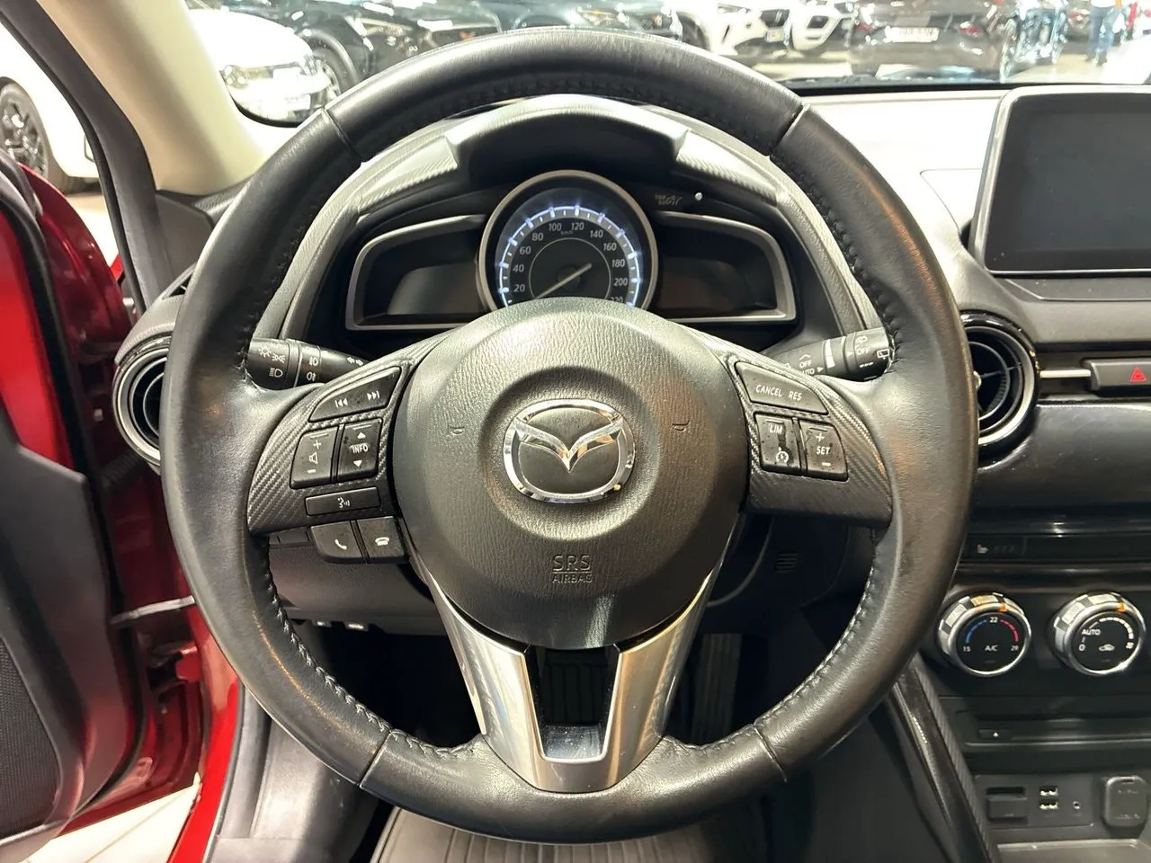 Vehicle image 12