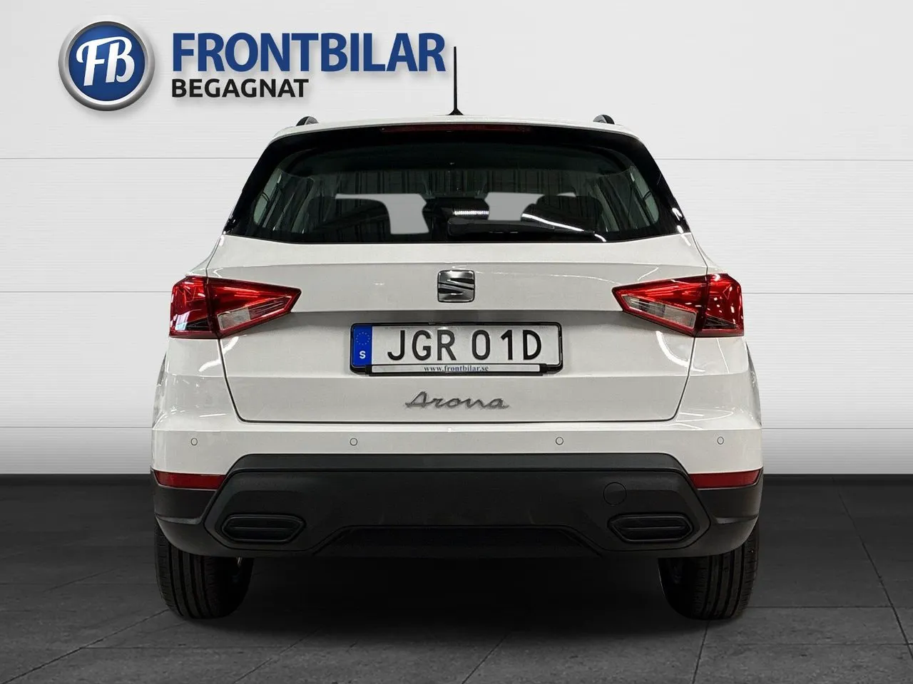 Vehicle image 6
