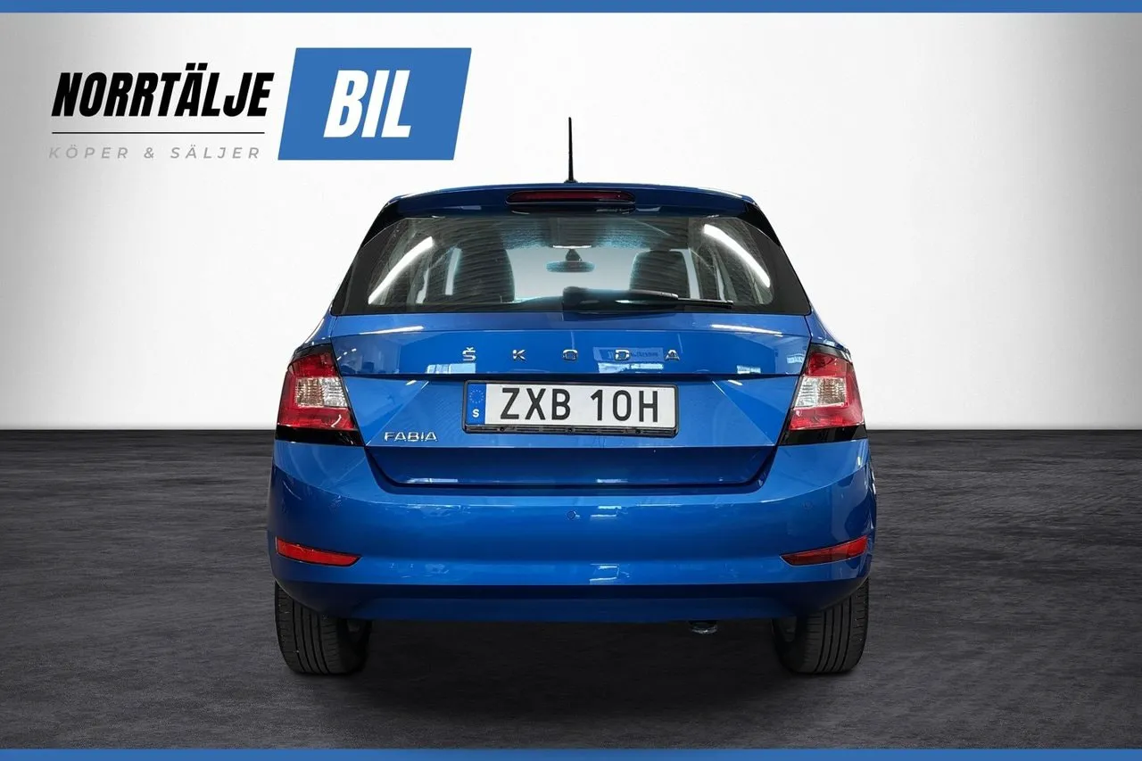 Vehicle image 6