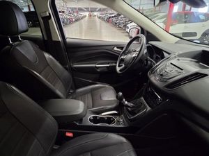 Ford Kuga bild 4