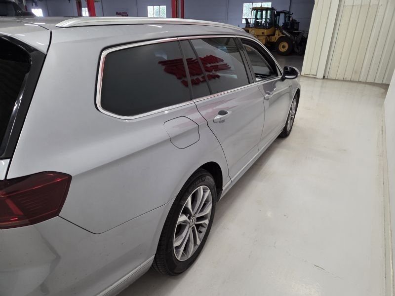 Volkswagen Passat bild 6