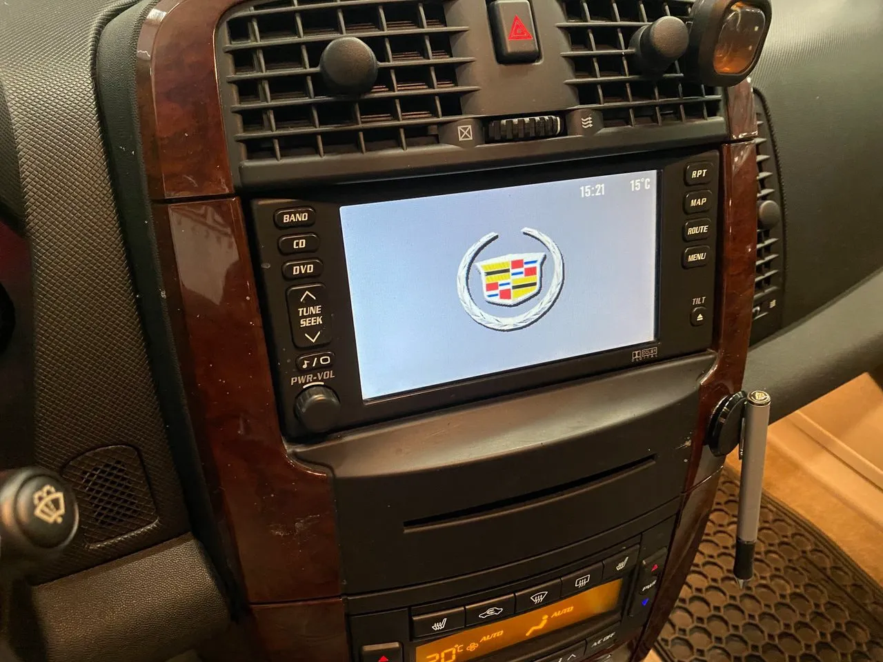 Vehicle image 22