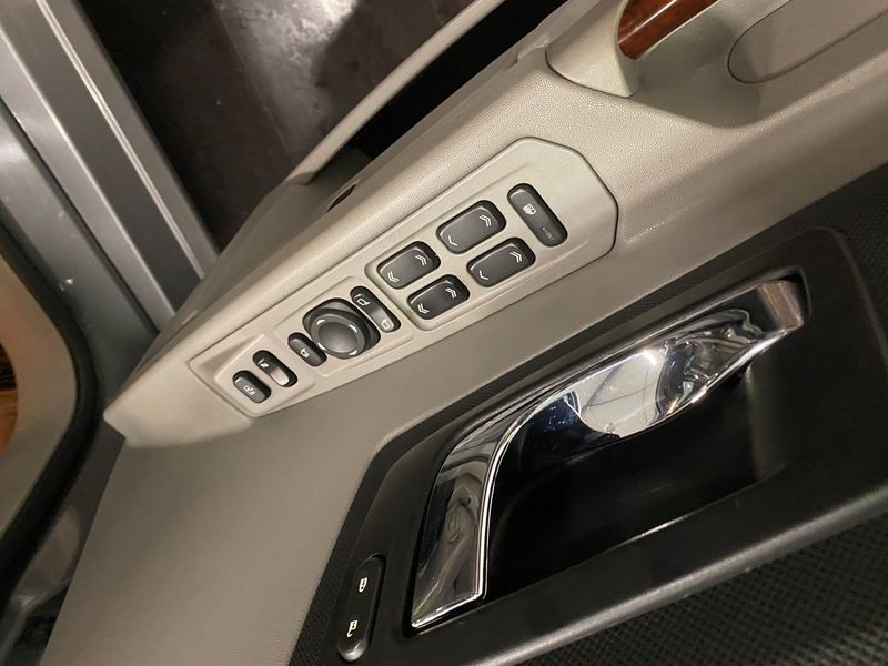 Cadillac SRX bild 28