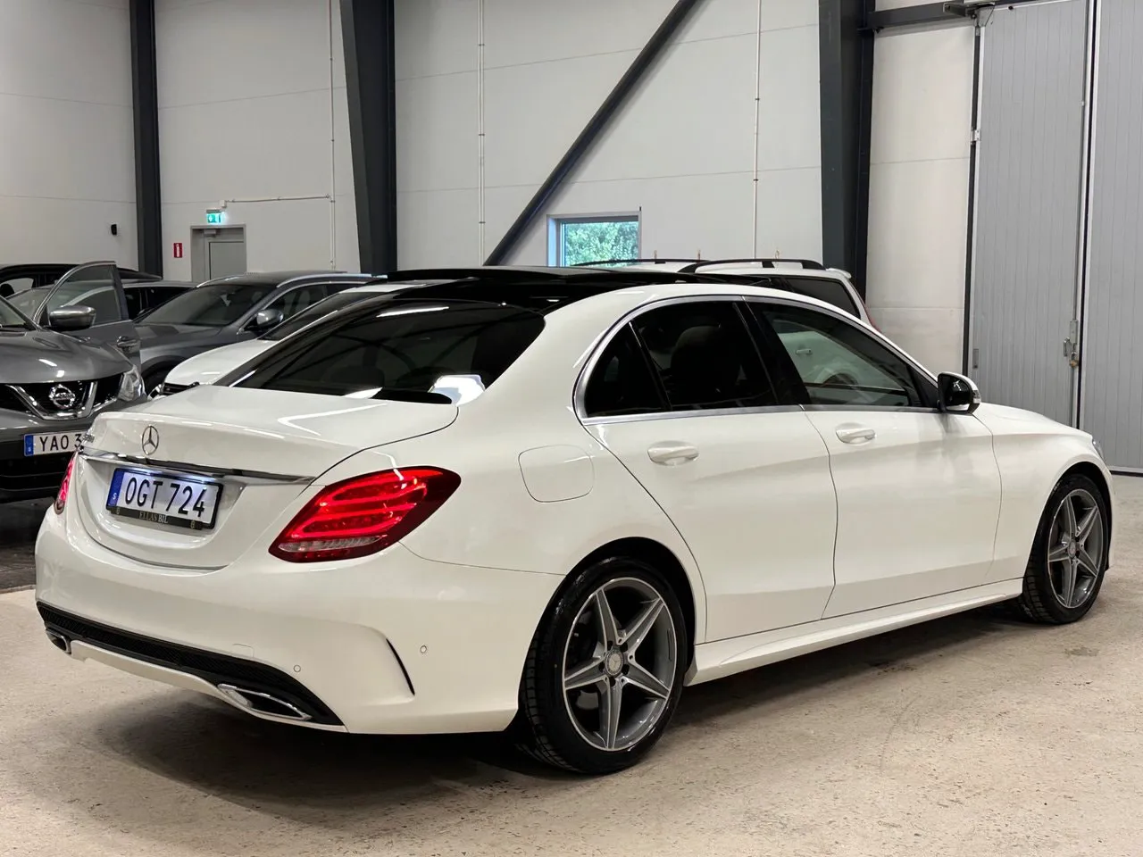 Vehicle image 2