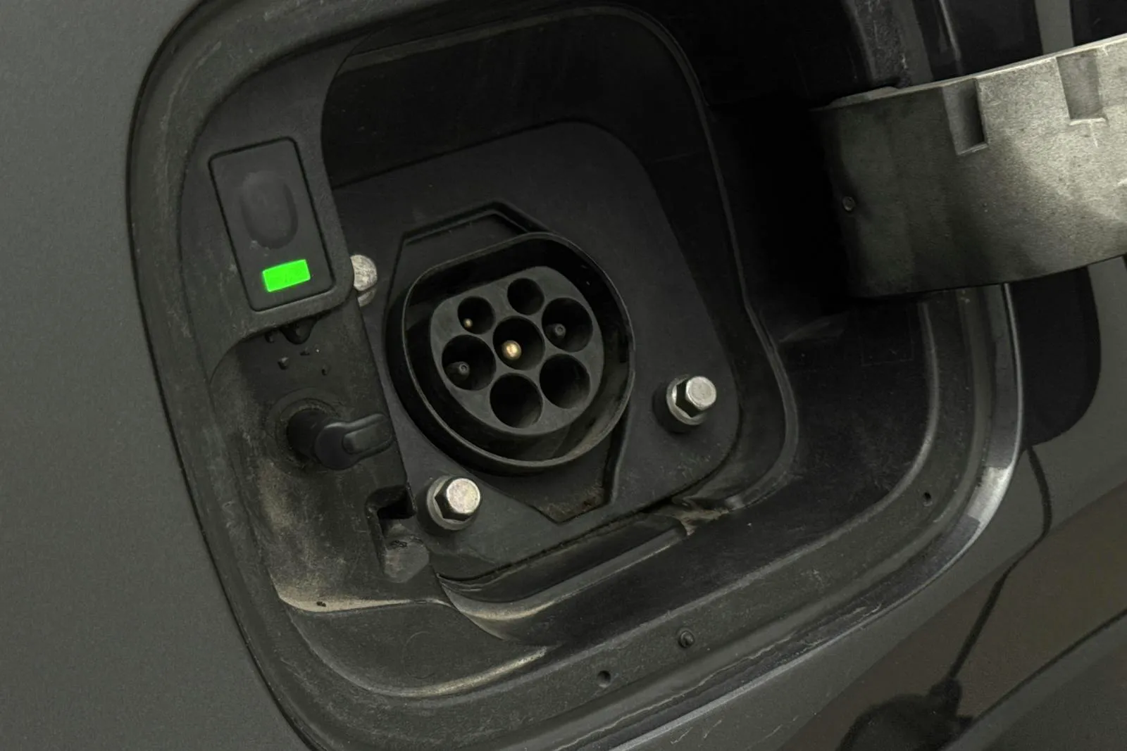 Vehicle image 23
