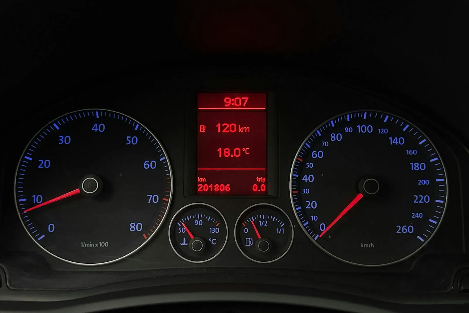 Vehicle image 14