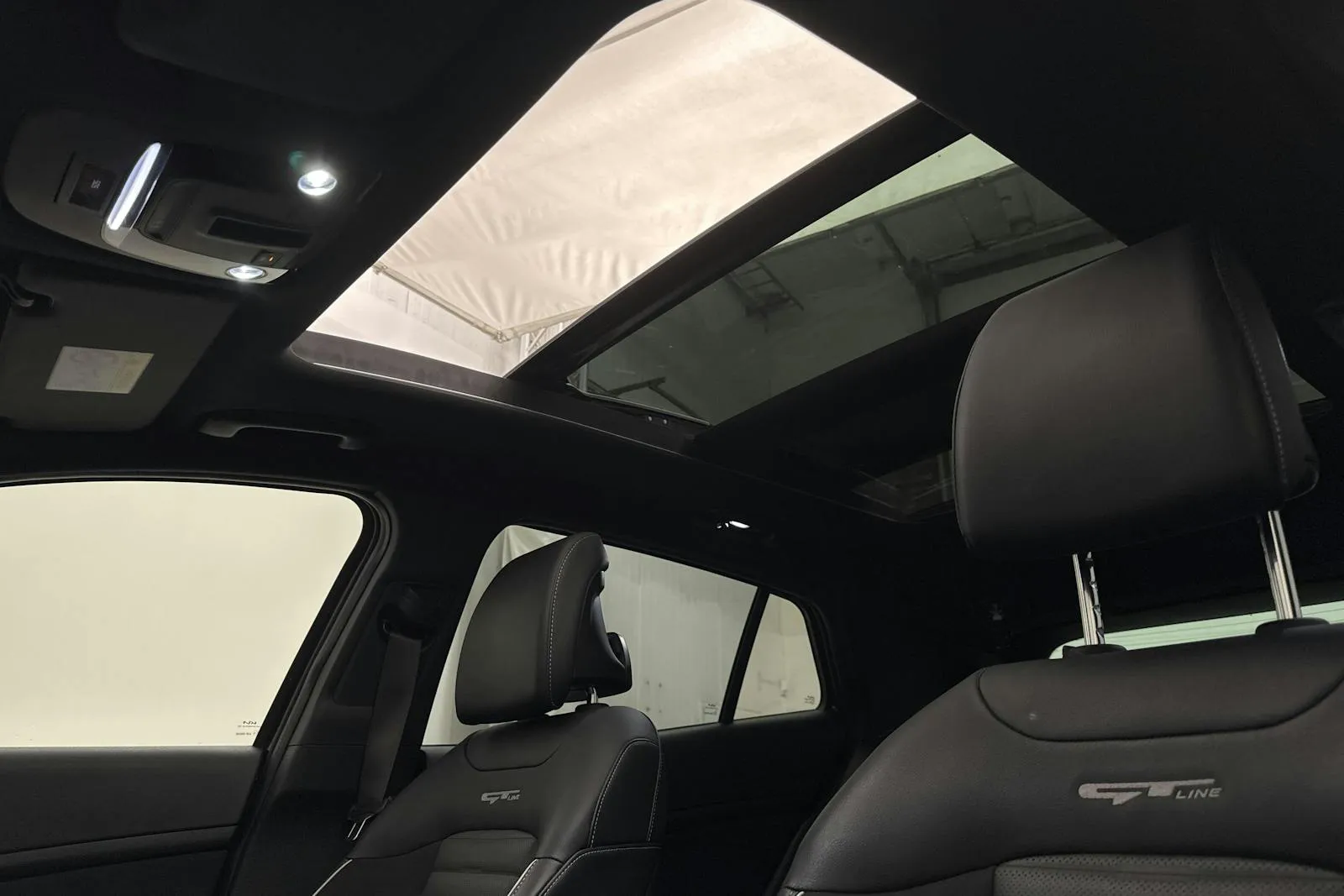Vehicle image 14