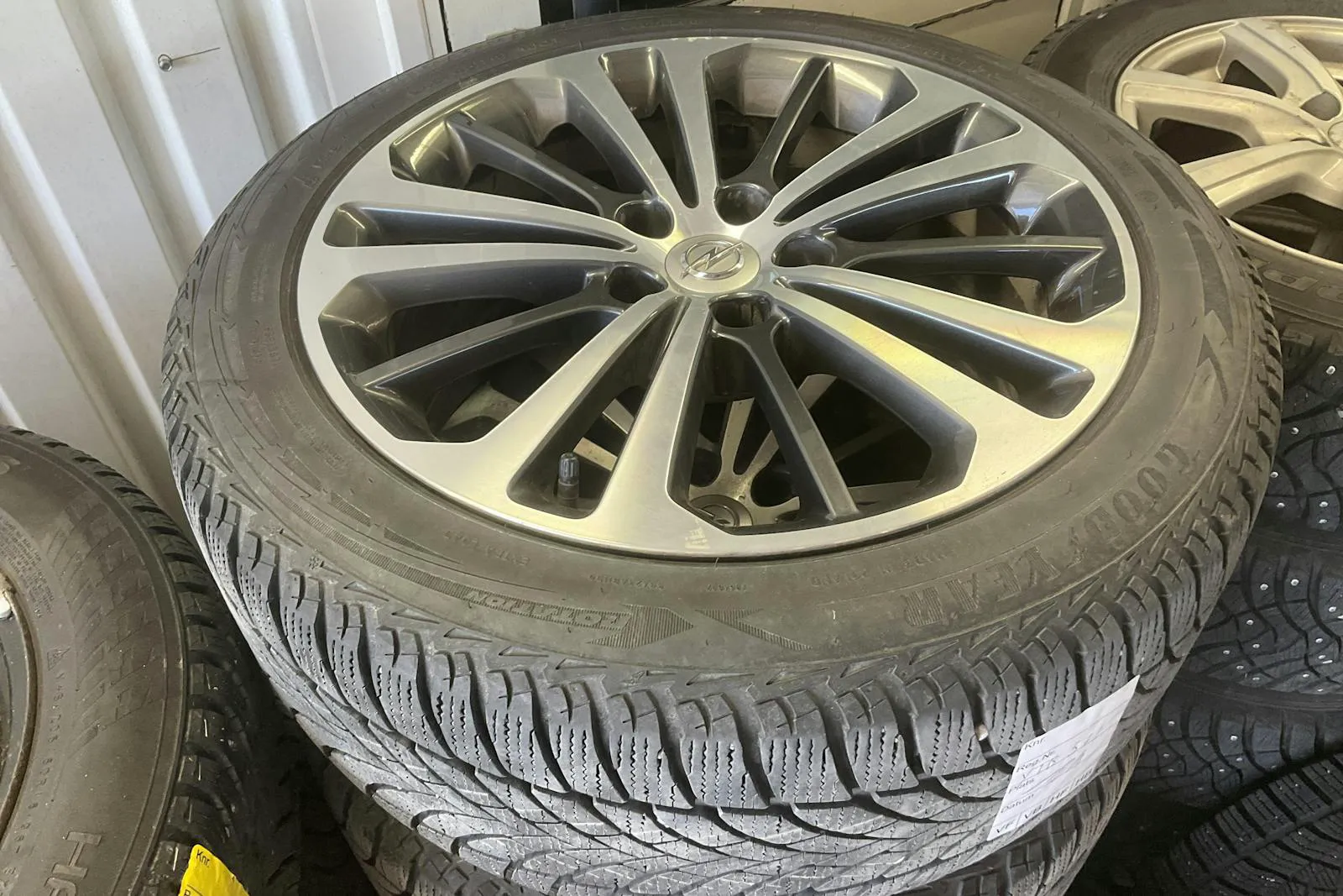 Vehicle image 13