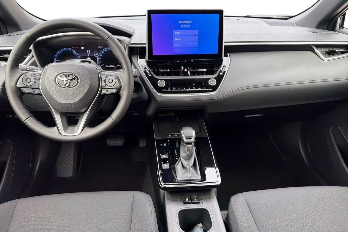 Vehicle image 9