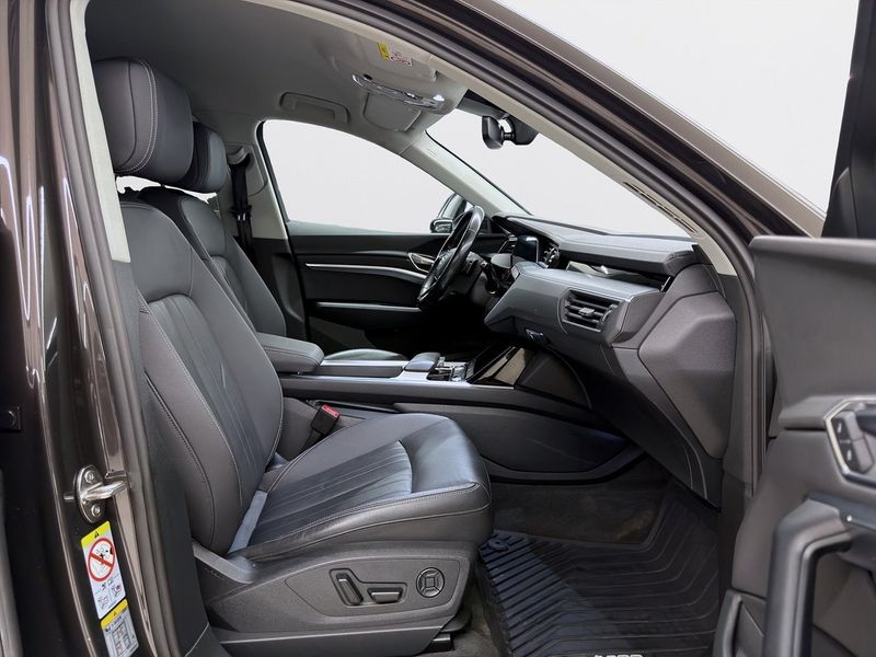 Audi Q8 e-tron bild 13