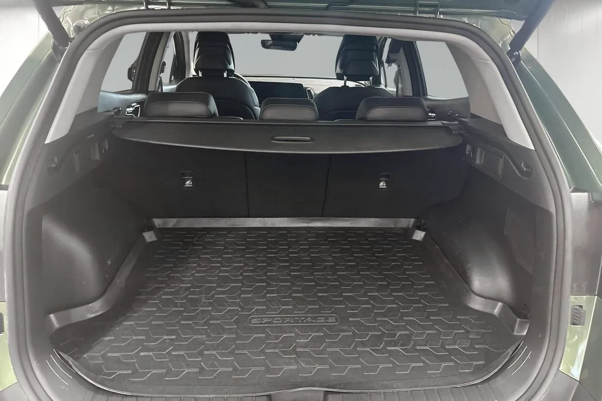 Vehicle image 20