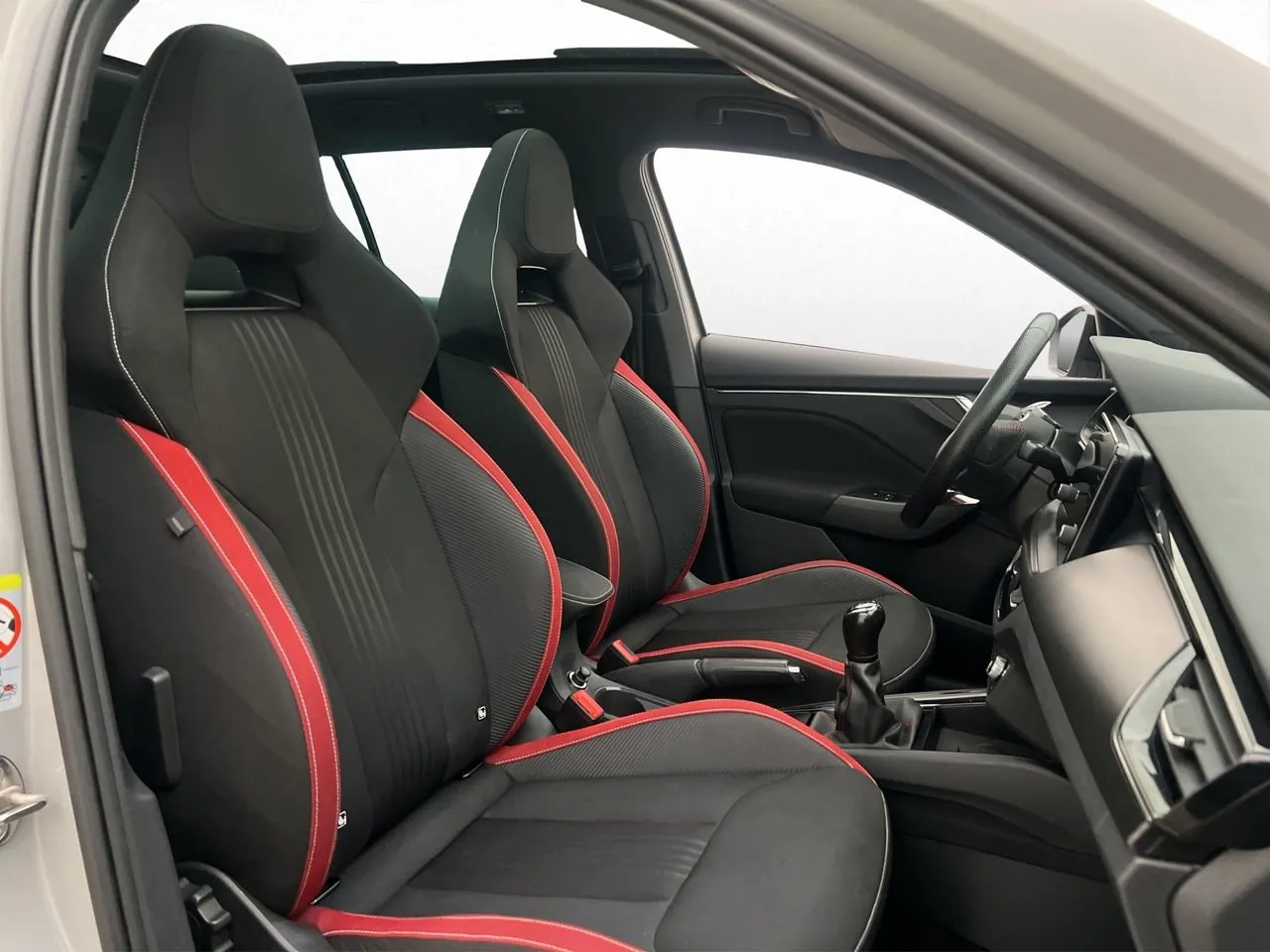 Vehicle image 14