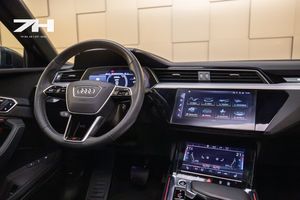 Audi e-tron Sportback bild 12