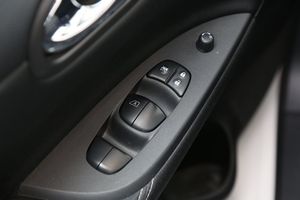Nissan Pulsar bild 12